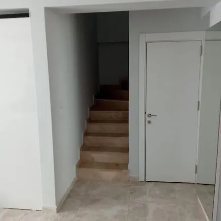 Apartment Aliya's Golden Spacious 3 Bed *
